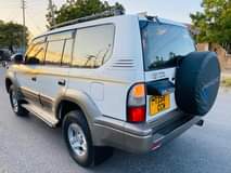 A picture of Price bei 14M Contact Call 0712934193 TOYOTA PRADO FOR SALE