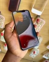 A picture of IPHONE X AT 800K