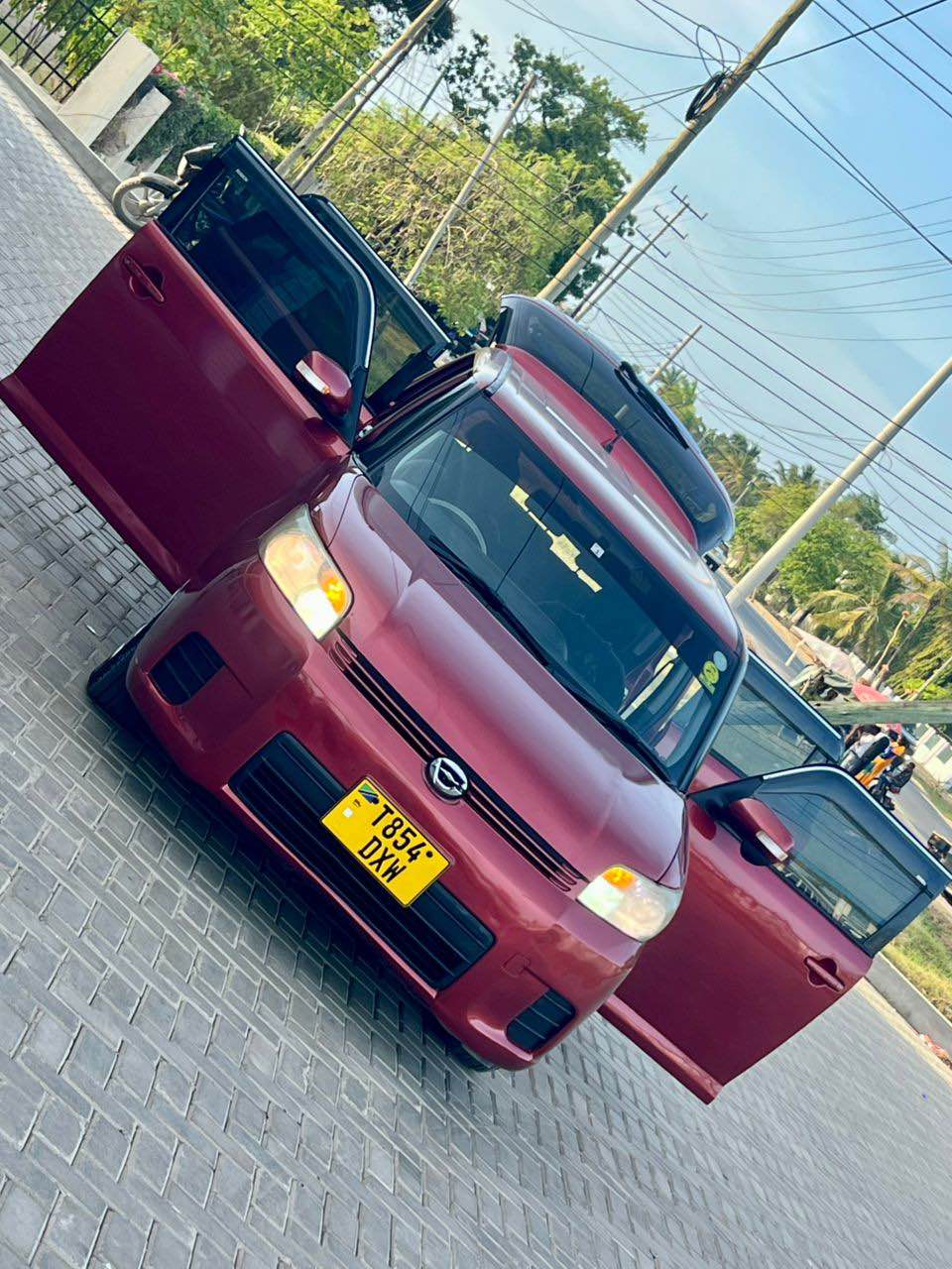 A picture of TOYOTA RUMION NZURI SANA BEI MILION 13 5 Full AC
