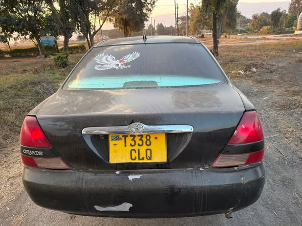 A picture of TOYOTA MARK II GX110 FOR SALE Bei Milioni 4 8