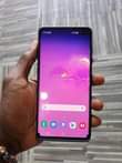 A picture of Samsung s10 128gb rom and 8gb ram