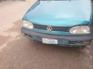 A picture of 2000 Volkswagen Golf 3