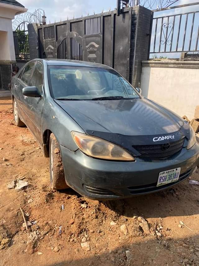 A picture of 03 Camry