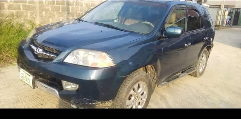 A picture of ACURA MDX 2005 MODEL ENGINE AC NEEDS ATTENTION BODY OKAY