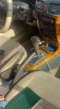 A picture of Nissan Bluebird 2004 5