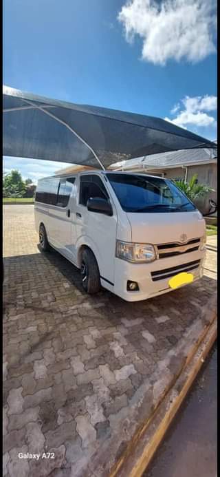 used toyota hiace