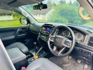 A picture of Land cruiser 200 series