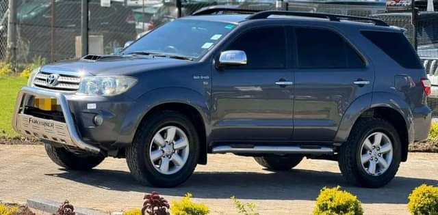 used toyota fortuner