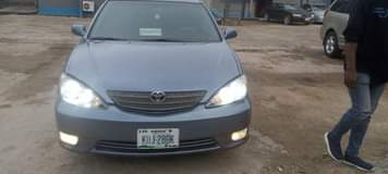 A picture of Toyota camry 04