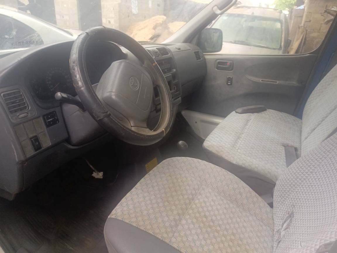 A picture of Good news motors Toyota Hiace bus working perfect okay 4.1m