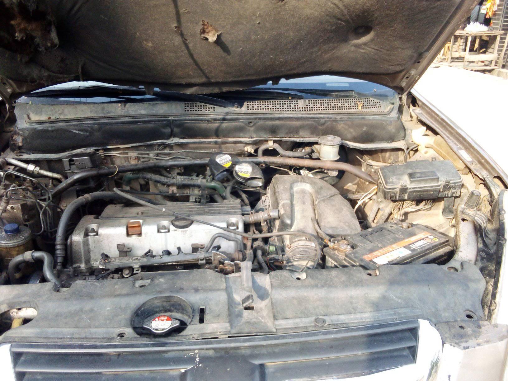 A picture of HONDA CRV 2004 MODEL