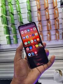 A picture of Samsung Galaxy Flip 3 5G