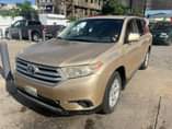 A picture of REGISTERED TOYOTA HIGHLANDER Model 2008 BASIC Option Clean Fabric Interior