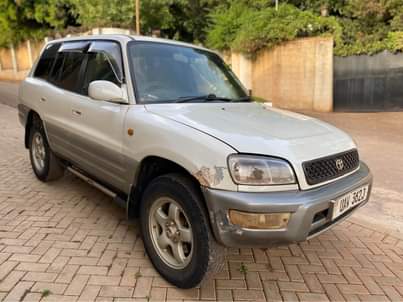 A picture of RAV4 FOR SALE. CALL 0701057114 0761990442.