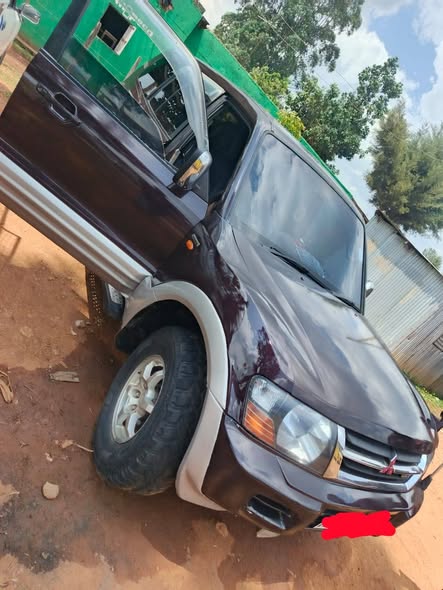 used mitsubishi pajero