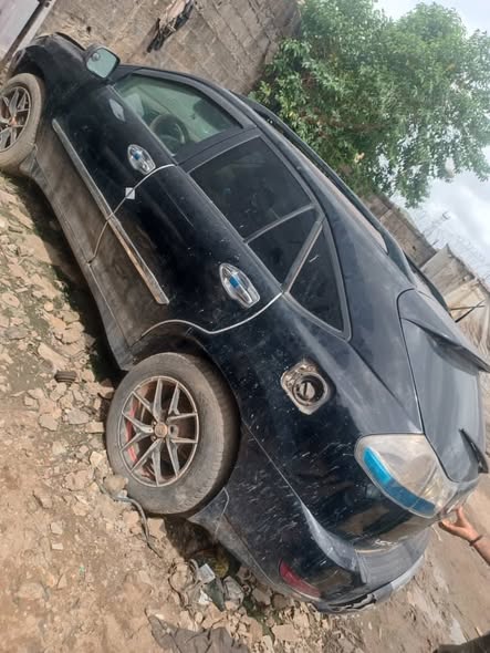 A picture of Lexus RX350 available