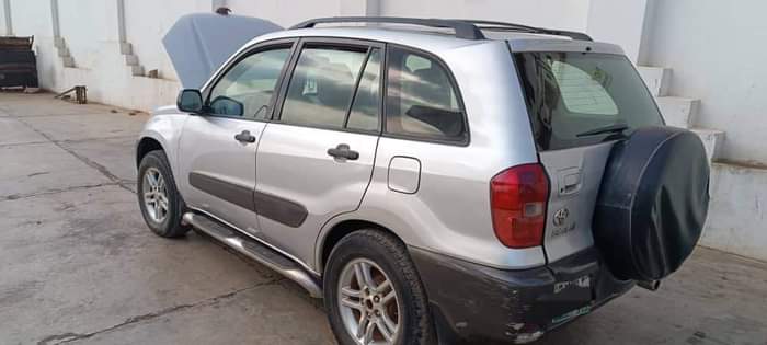 A picture of 2005 Registered 2005 Toyota rav4 Registered 2005 Toyota rav4