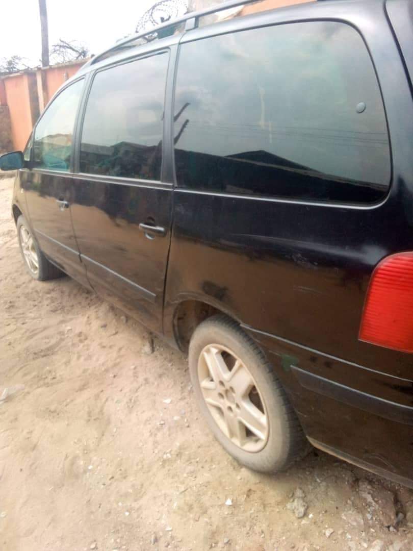 A picture of Volkswagen Sharon