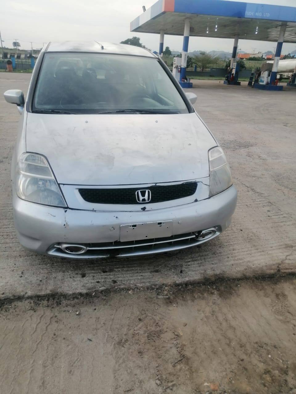 A picture of Honda Stream 3 seater automatic drive