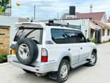 A picture of Toyota Prado Tx Year 2001 CC 2690 Engine 3rz Petrol