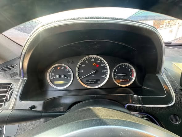 A picture of Mercedes Benz C200 2008 model