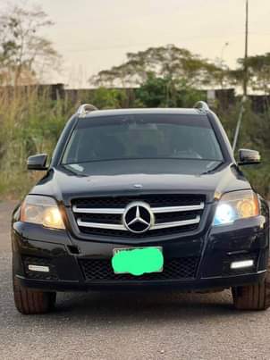 A picture of Neatly Used Mercedes Benz GLK350 4Matic 2010 model 8 5m