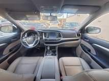 A picture of 2016 Toyota Highlander