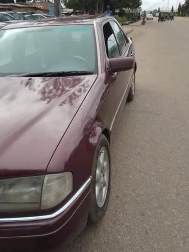 A picture of Mercedes benz C180 manual gear Absolutely nothing to fix Location