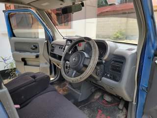 A picture of Nissan cube