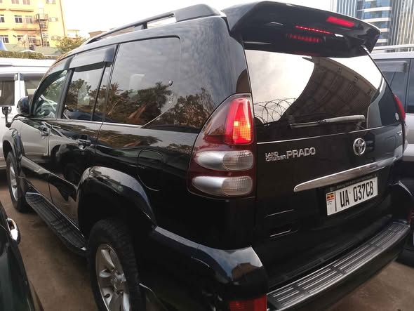 A picture of Toyota Land Cruiser Petrol Engine 0787181703 0704482571 Call whatsapp