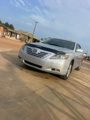 A picture of Toyota Camry 08