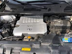 A picture of 2013 model Toyota Highlander limited edition Direct tokumbo Accident free