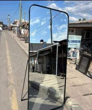 A picture of Mirror