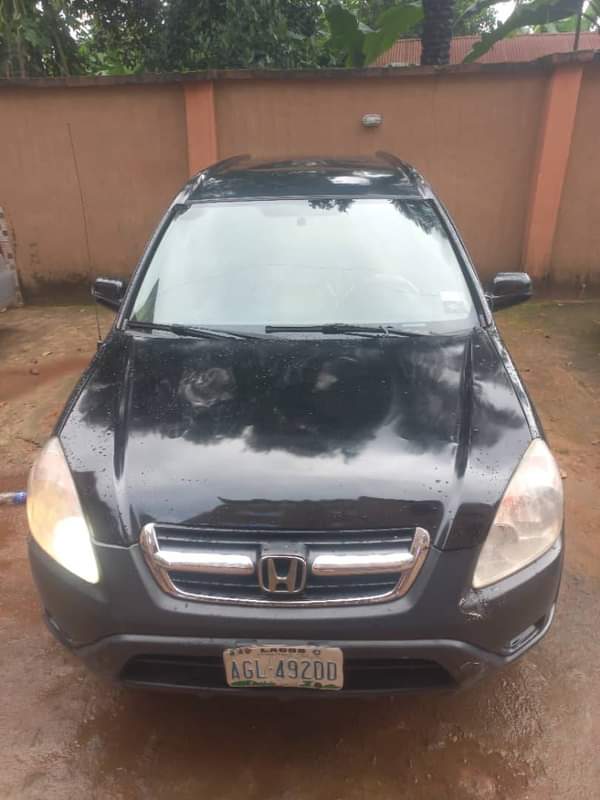 A picture of VERY CLEAN EXCELLENT 2004 HONDA CRV... BIG MEN JEEP.. Belgium
