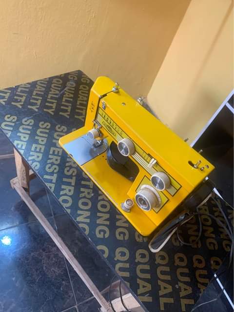 A picture of Neat Phoniz Sewing Maching With Design