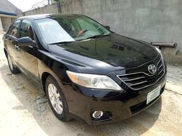 A picture of NEATLY USED 2010 MODEL TOYOTA CAMRY SOUND VENZA ENGINE SMOOTH