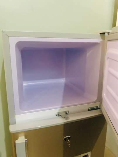A picture of FRIDGE MR UK