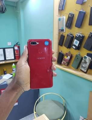 A picture of Oppo A5s