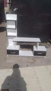A picture of Show ces