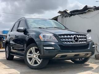 A picture of Distress sale 2010 ML 350 tokumbo Price 10 5m Location
