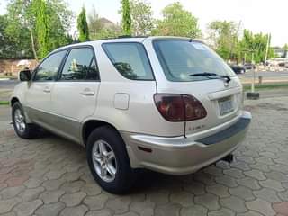 A picture of 2001 RX 300