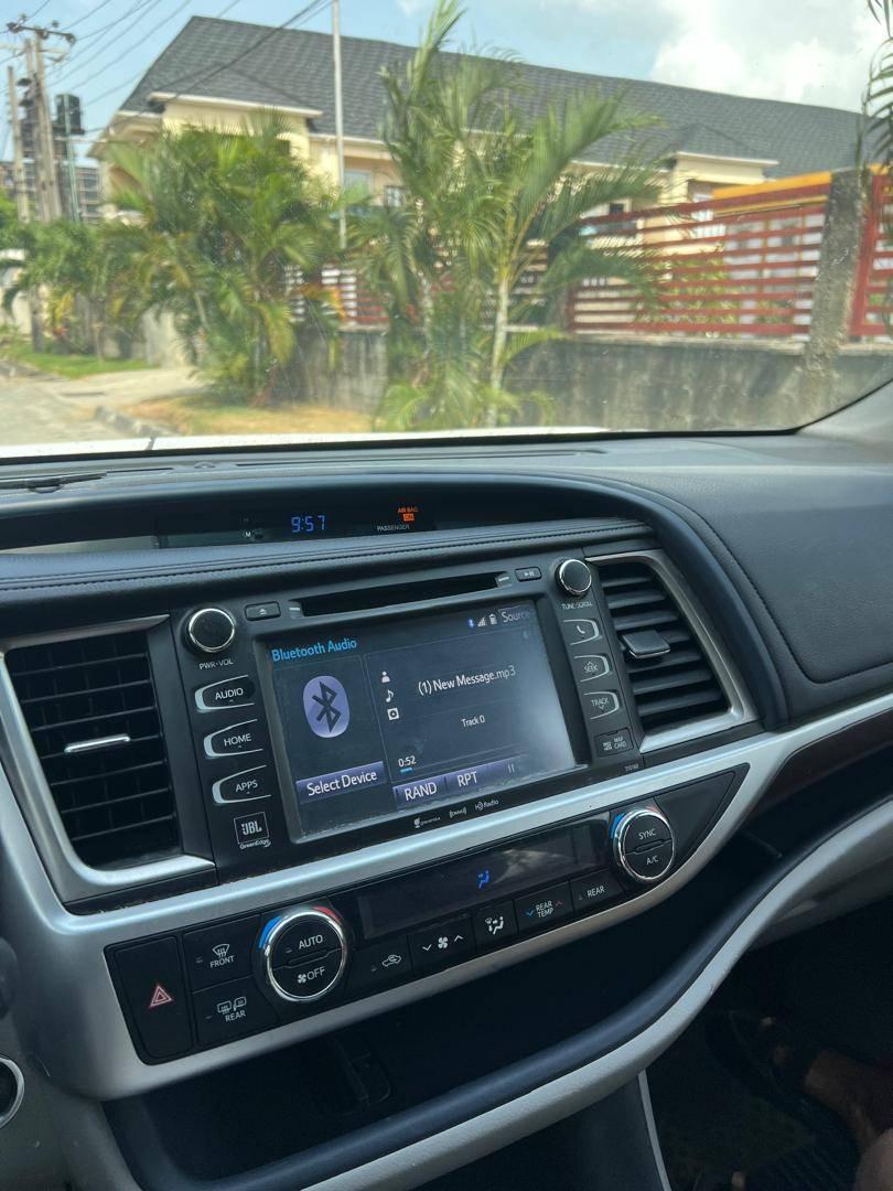 A picture of Toyota Highlander