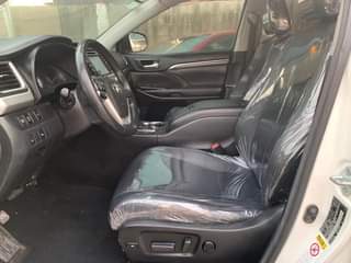 A picture of 2017 highlander