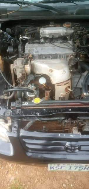 A picture of 2001 Toyota Camry Envelope Allom rim
