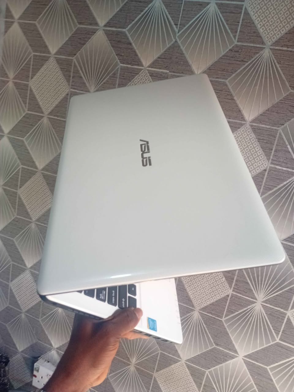 A picture of VERY CLEAN UK USED ASUS LAPTOP COREI5
