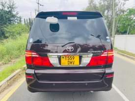 A picture of Toyota Alphard