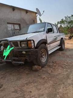 used nissan hardbody