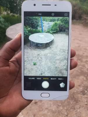 A picture of Oppo f1s Gb64 Ram4