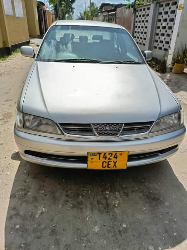 A picture of Toyota carina
