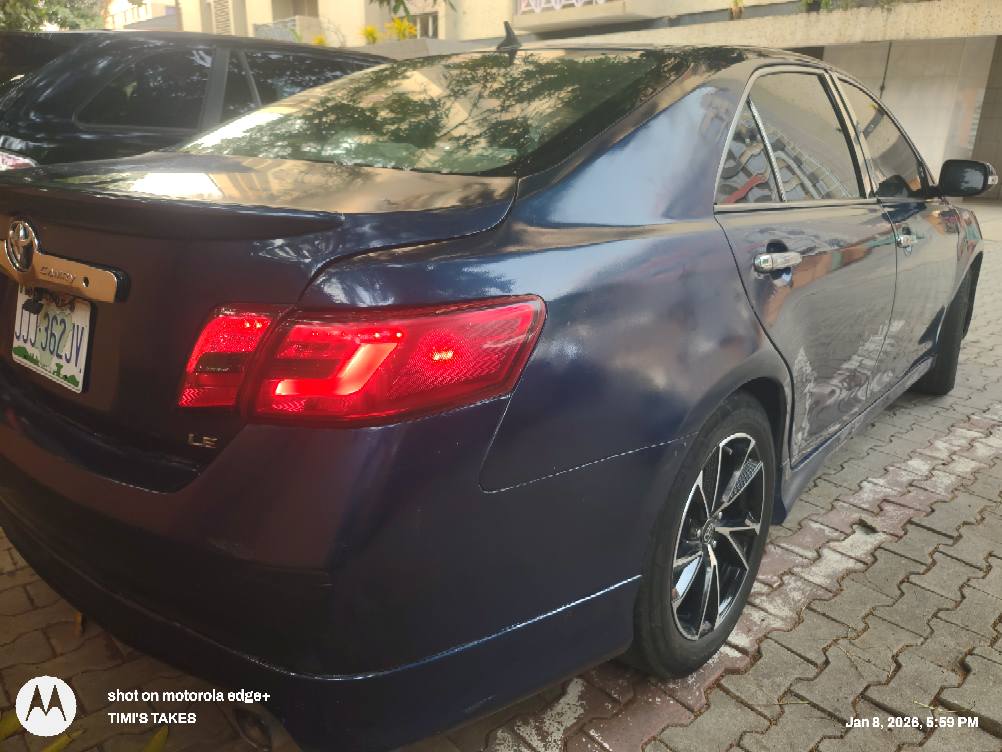 A picture of Camry 2009 blue upgrade to 2023